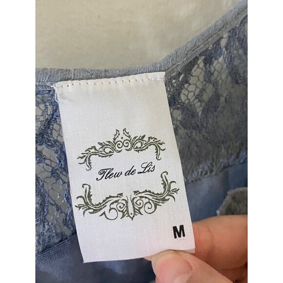 Fleur De Lis Women's Blue And White Ombra Soft Layered Blouse - Medium - Picture 3 of 13